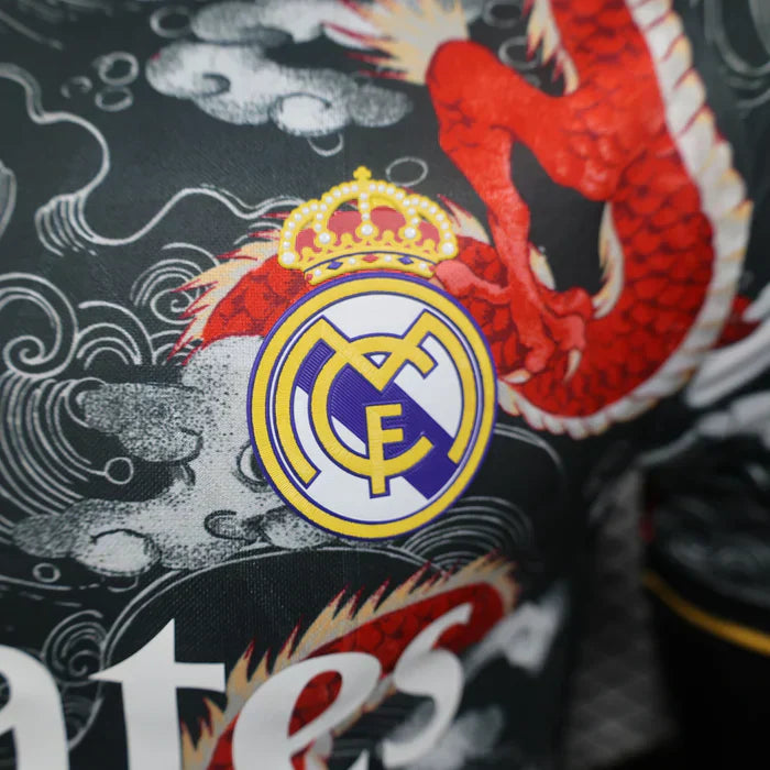 Édition spéciale « Dragon Fury » du Real Madrid