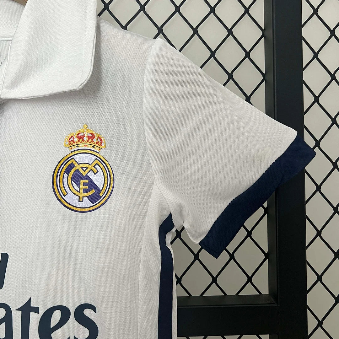 Maillot rétro domicile Real Madrid 2016/2017 pour enfant