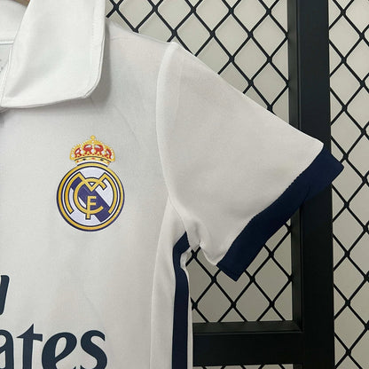 Maillot rétro domicile Real Madrid 2016/2017 pour enfant