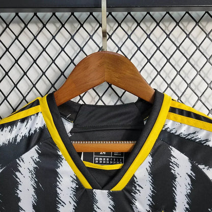 Maillot domicile Juventus 2023/2024 pour enfant, taille