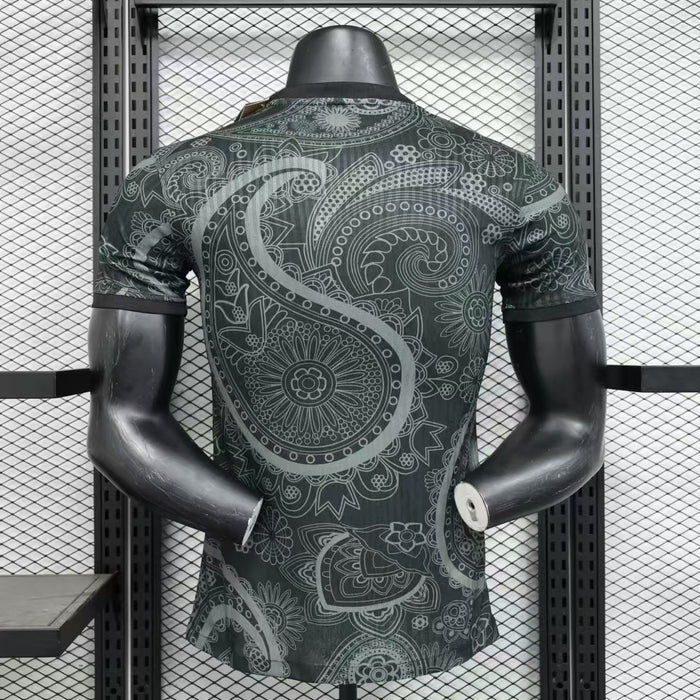 Barcelona "Noir Fleur" Edición Especial