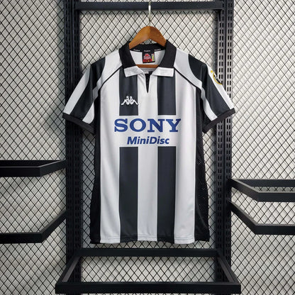 Maillot rétro Juventus domicile 1997-1998