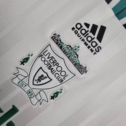 Liverpool Retro 1993-1994 Visitante Kit