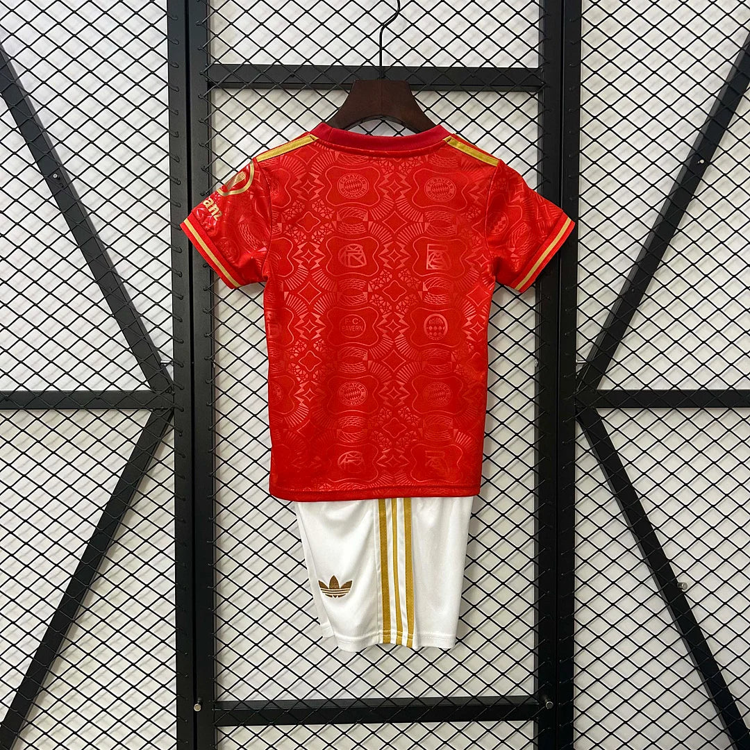 Bayern Munich 2025/2026 Édition 125e anniversaire Rouge Taille enfant
