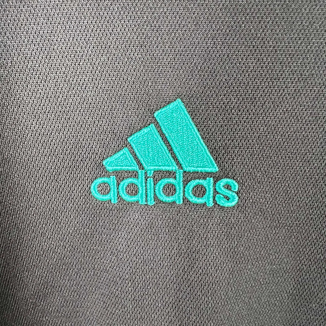 2017/2018 Retro Real Madrid Visitante Manga Larga