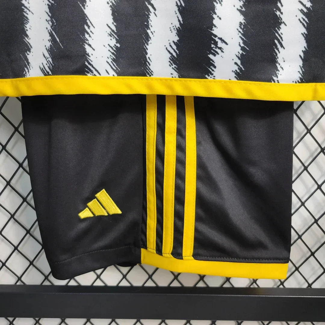 Maillot domicile Juventus 2023/2024 pour enfant, taille